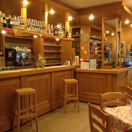 פופולו Hotel Rododendro מראה חיצוני תמונה