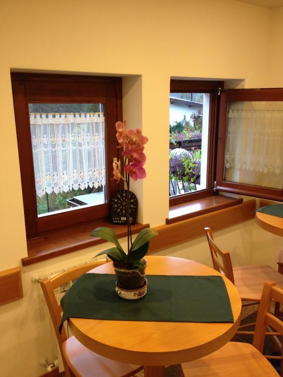 פופולו Hotel Rododendro מראה חיצוני תמונה